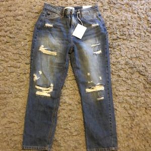 Women’s KanCan medium rinse boyfriend jeans